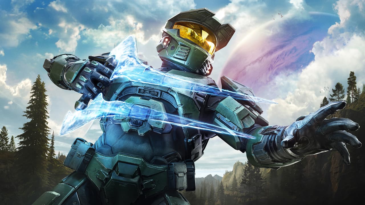 Master Chief holding an Energy Sword in Halo: Campaign Evolved
